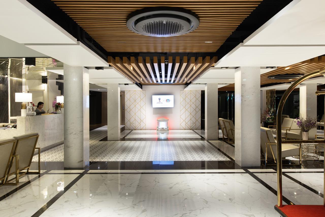 Holatel Hotel Phitsanulok Bagian luar foto